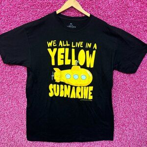 The Beatles We All Live in a Yellow Submarine Rock Tee XL